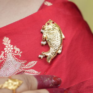 Mathshya Brooch